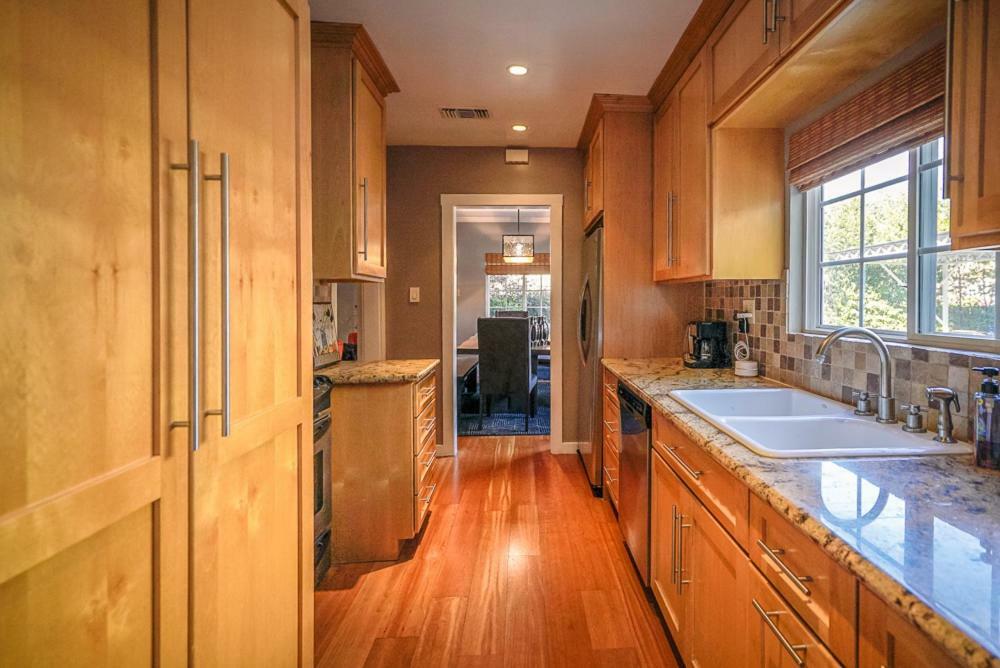 Апартаменти Stylish 2 Bed & 2 Bath At The Heart Of Hollywood With Free Parking - One Car Only Лос-Анджелес Екстер'єр фото